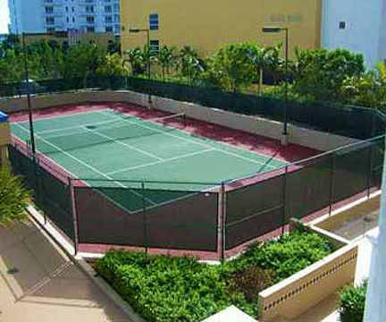 Isola Brickell Key Tennis