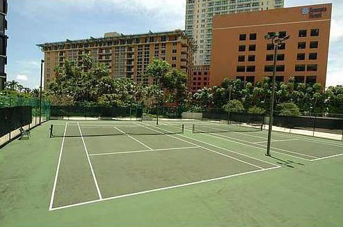 Yacht Harbour Coconut Grove - Tennis