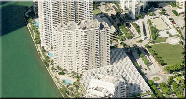 Courvoisier Courts Brickell Key