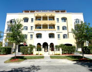 1121 Madruga Condo