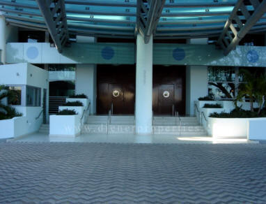 Grovenor House Valet