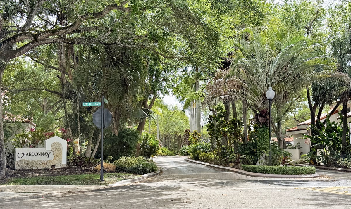 Chardonnay Townhouses Miami