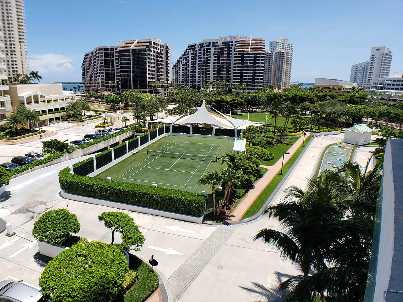 Asia Brickell Key - Tennis