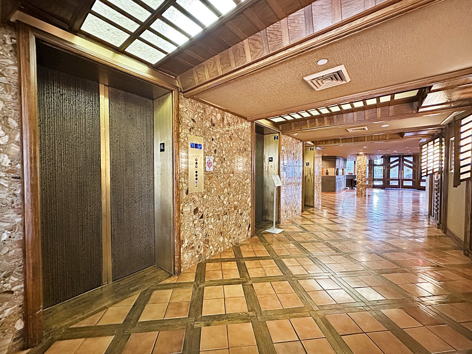 Brickell Key One - Elevator Lobby