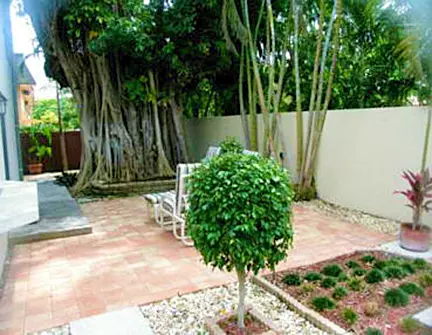 Brickell Woods Townhouse - Patio