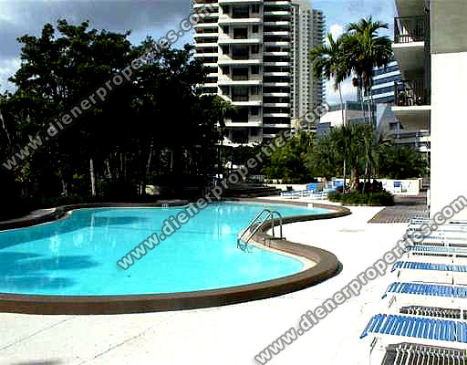 Costa Bella Brickell - Pool