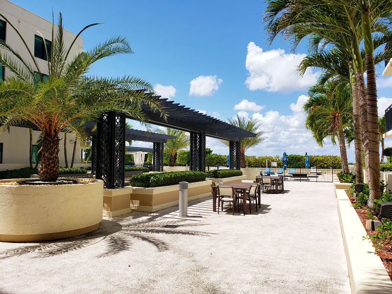 1300 Ponce Condo Pool Area