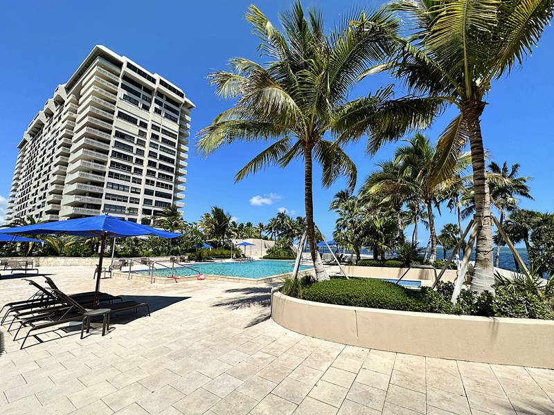 Grove Isle Coconut Grove Pool Areas