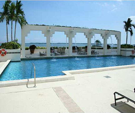 Isola Brickell Key Pool