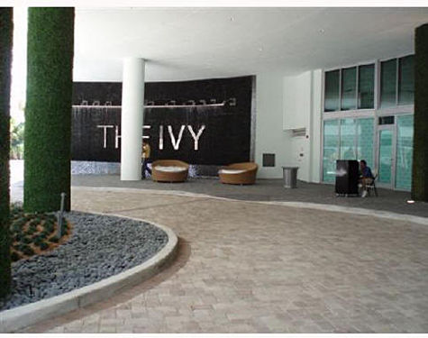 Ivy Miami Condo - Valet