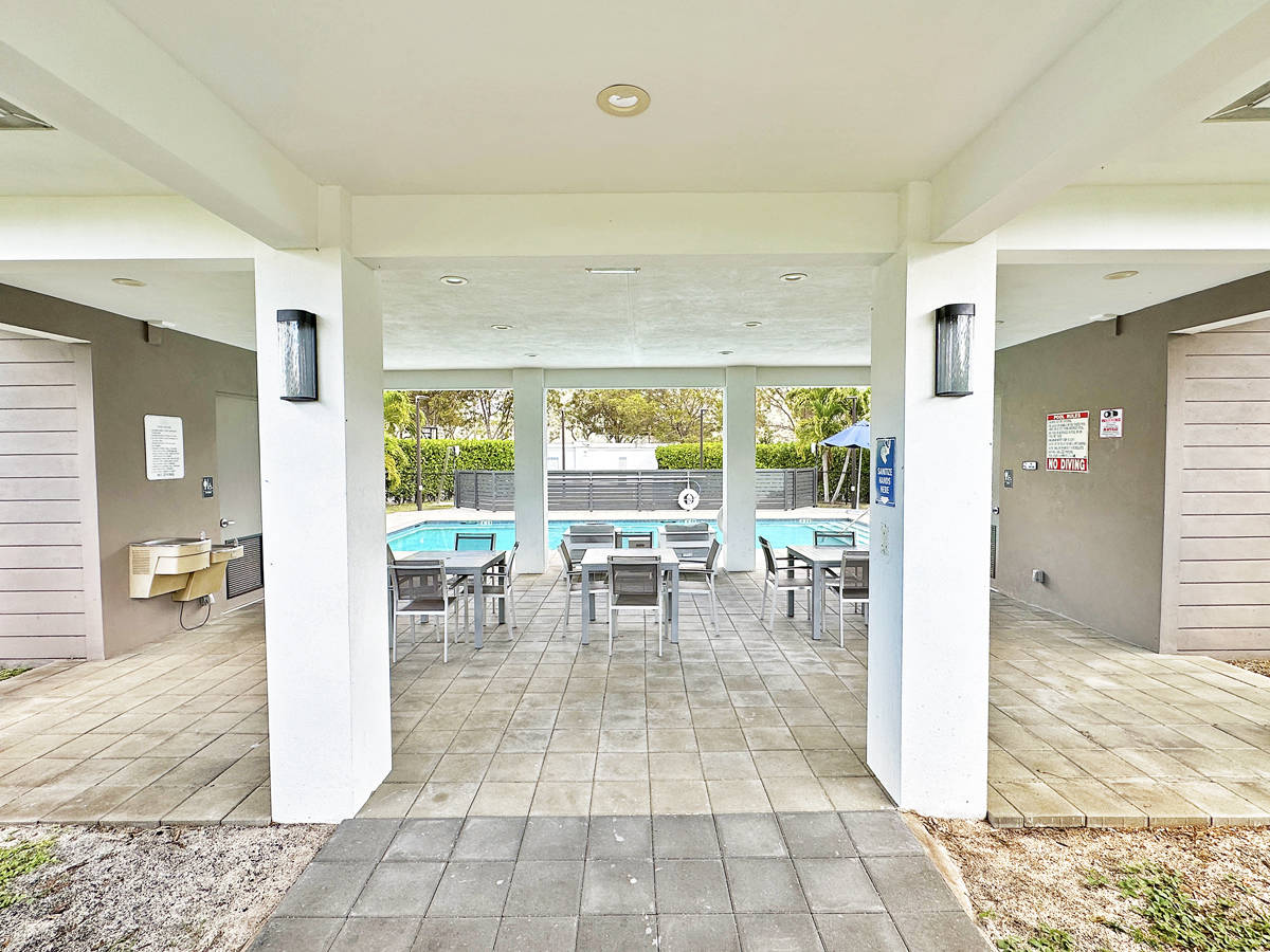 Killian Commons Miami Pool Area