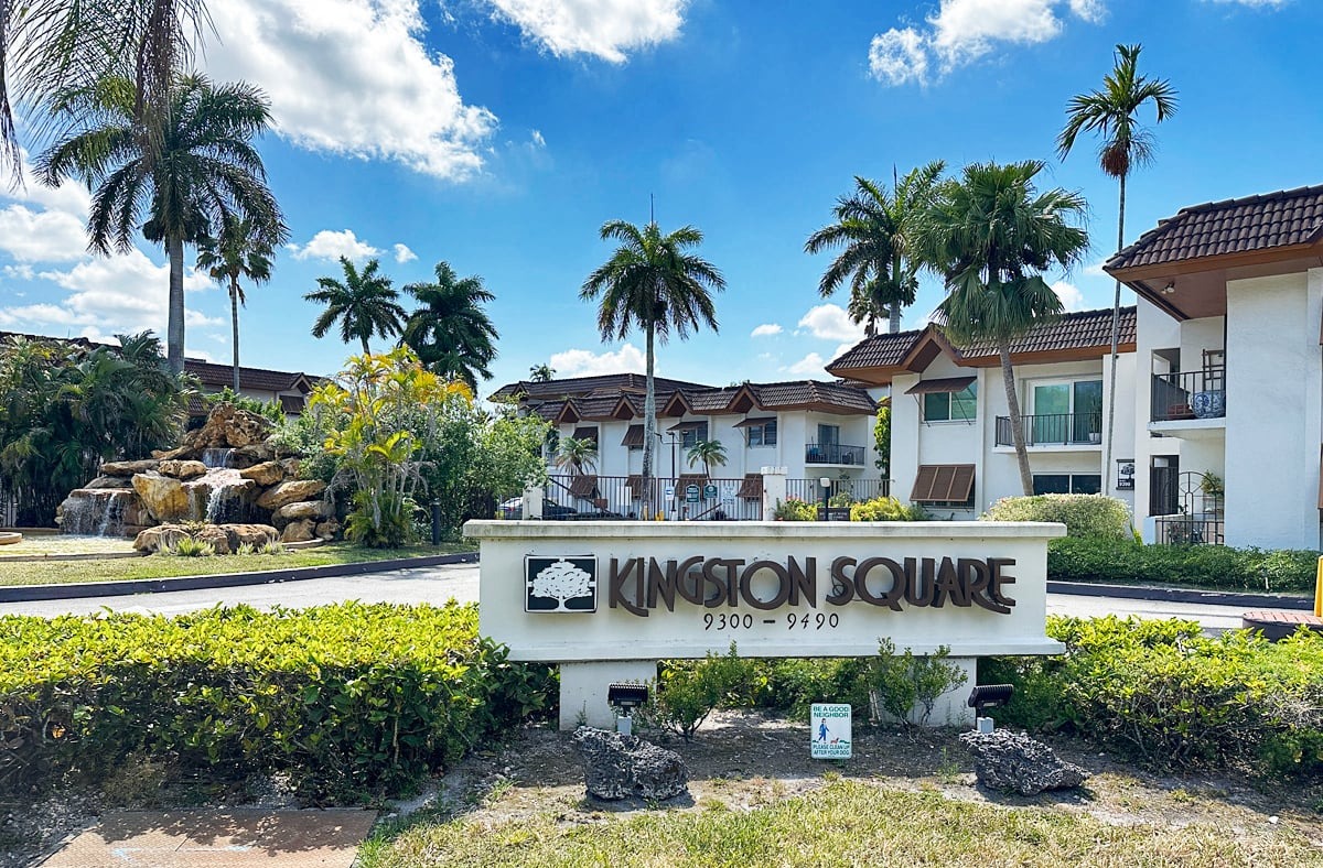 Kingston Square Kendall Miami
