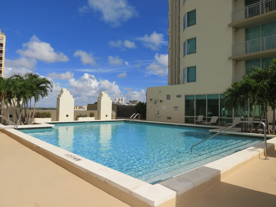 Metropolis at Dadeland-Main Pool