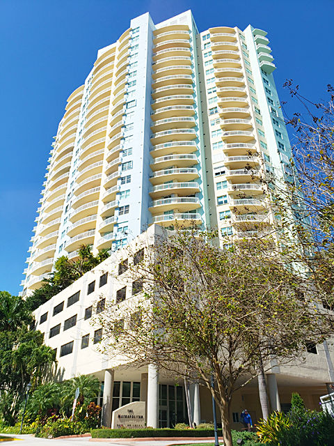 Metropolitan Brickell Condo