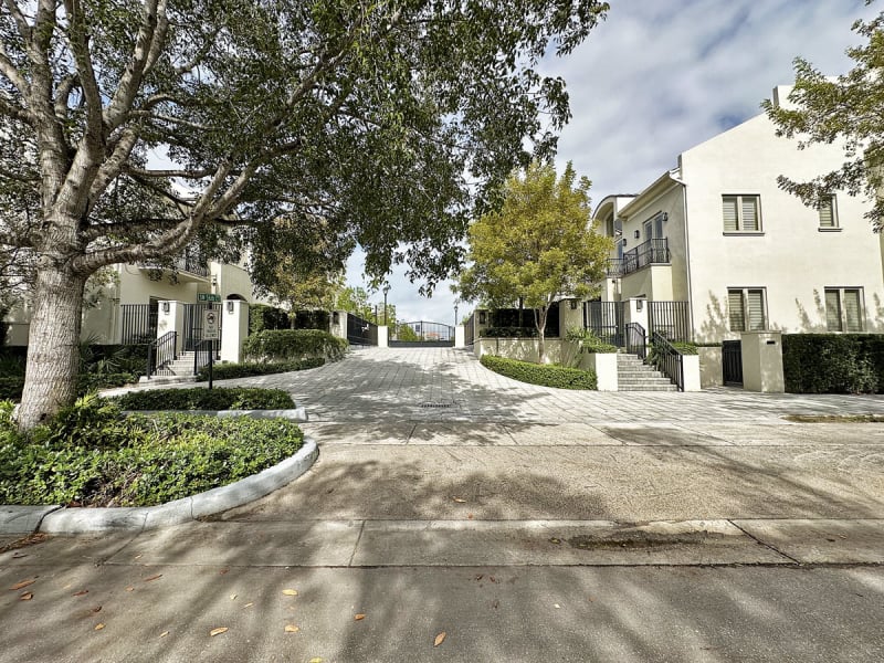Oak Lane Townhomes South Miami