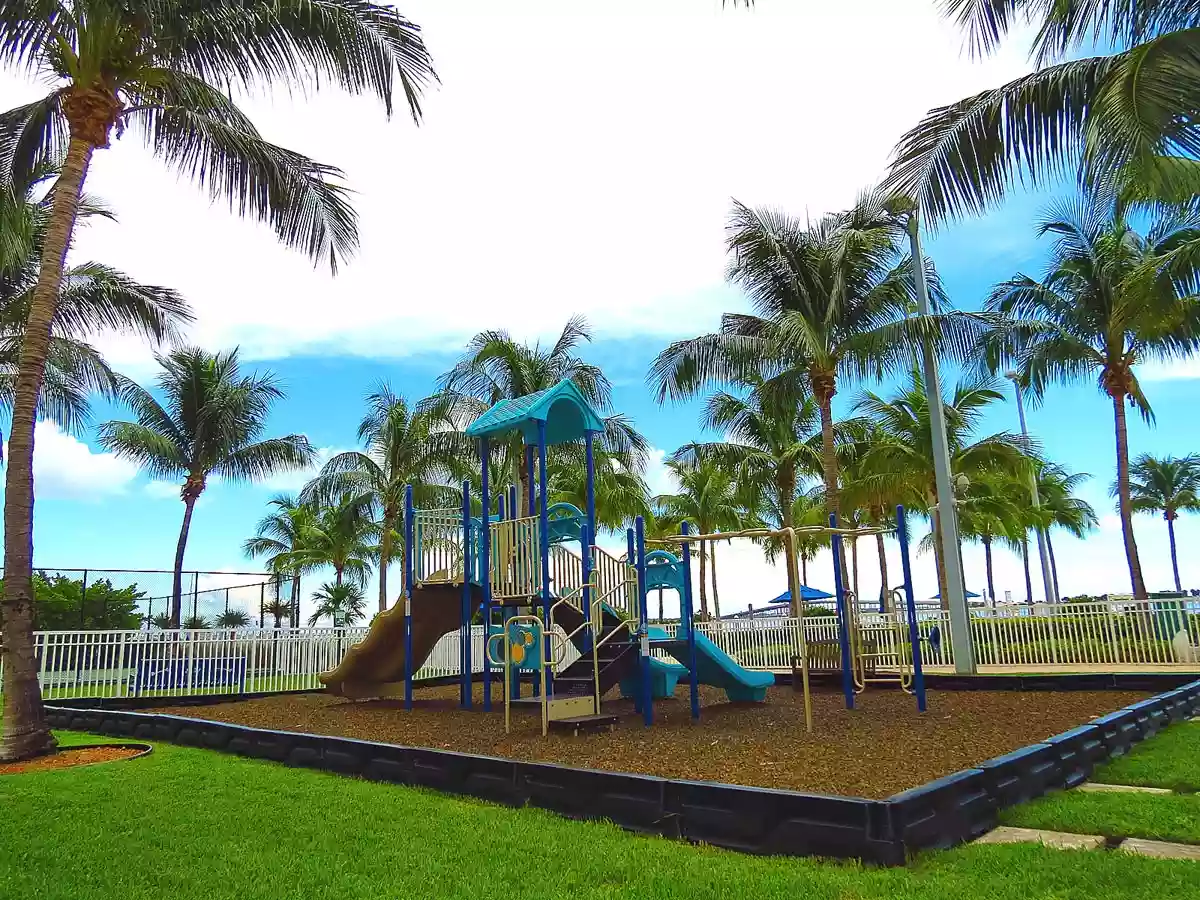 Skyline on Brickell - Playground