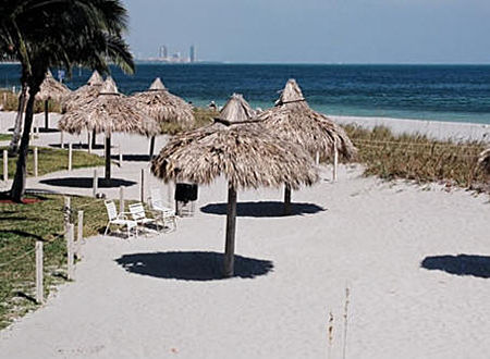 Towers of Key Biscayne - Beach